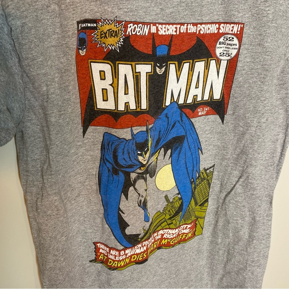 BATMAN Men’s Graphic Batman T-Shirt Grey Superhero Comics Marvel Medium - Picture 4 of 8